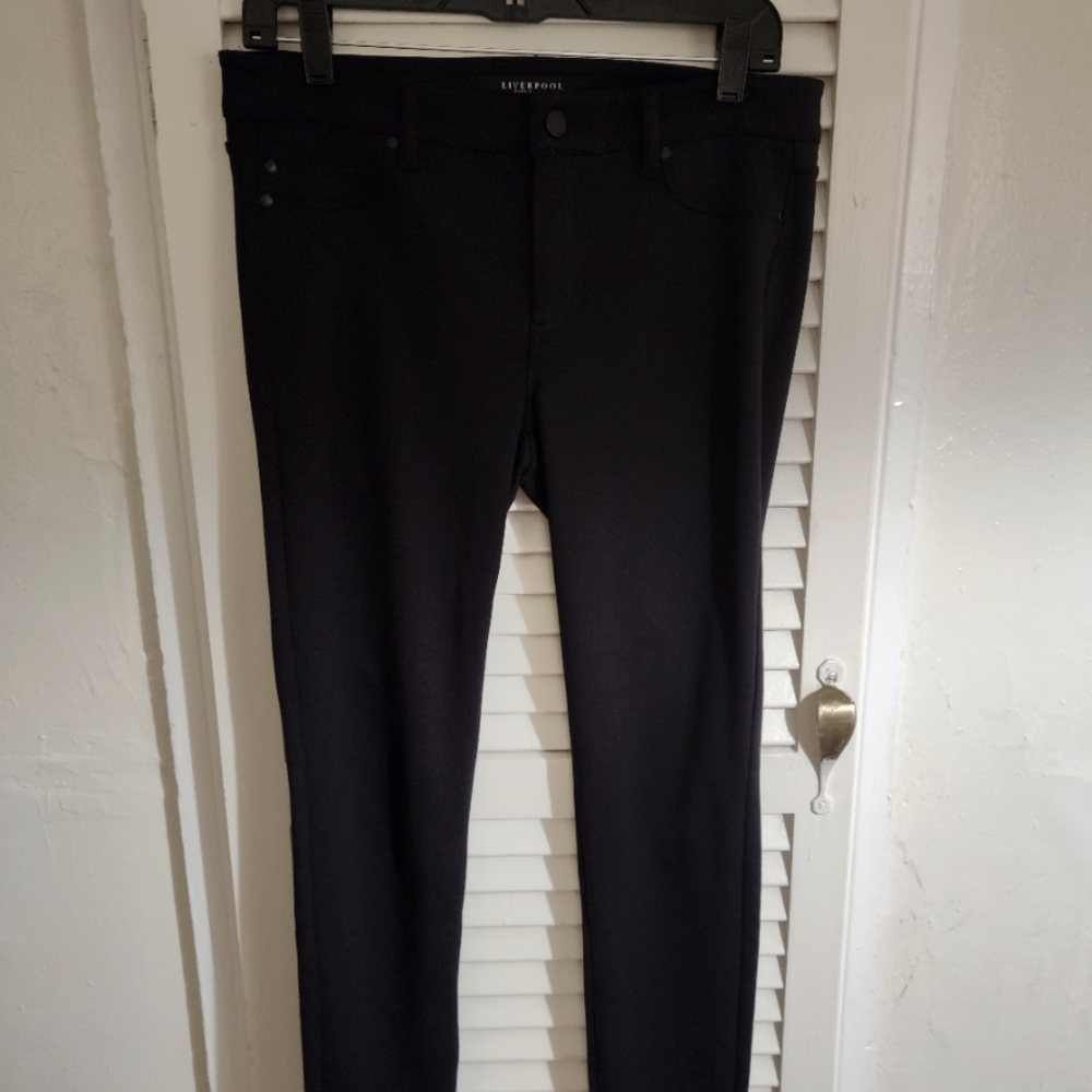 FABULOUS Liverpool Jeans Co Stretch Knit Trouser